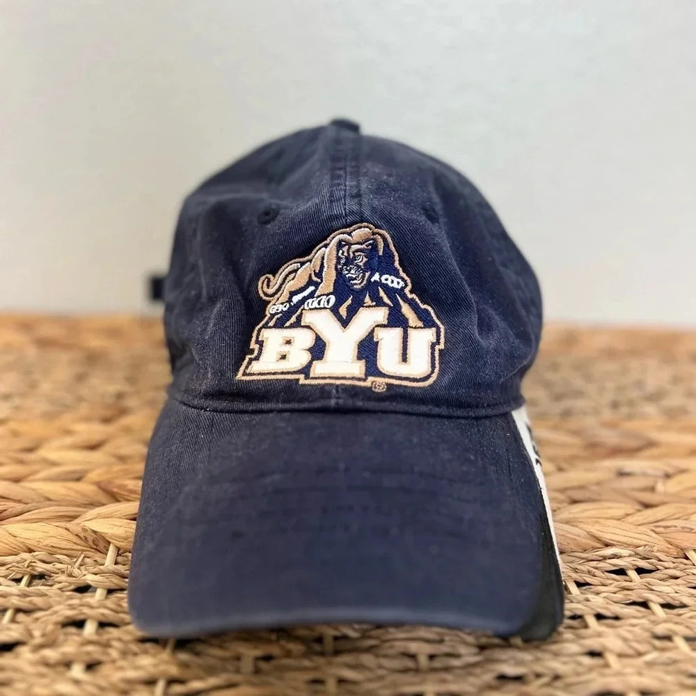 BYU Cougars Hat Cap Strapback Blue White Embroidered Adult‎ Mens NCAA Vintage